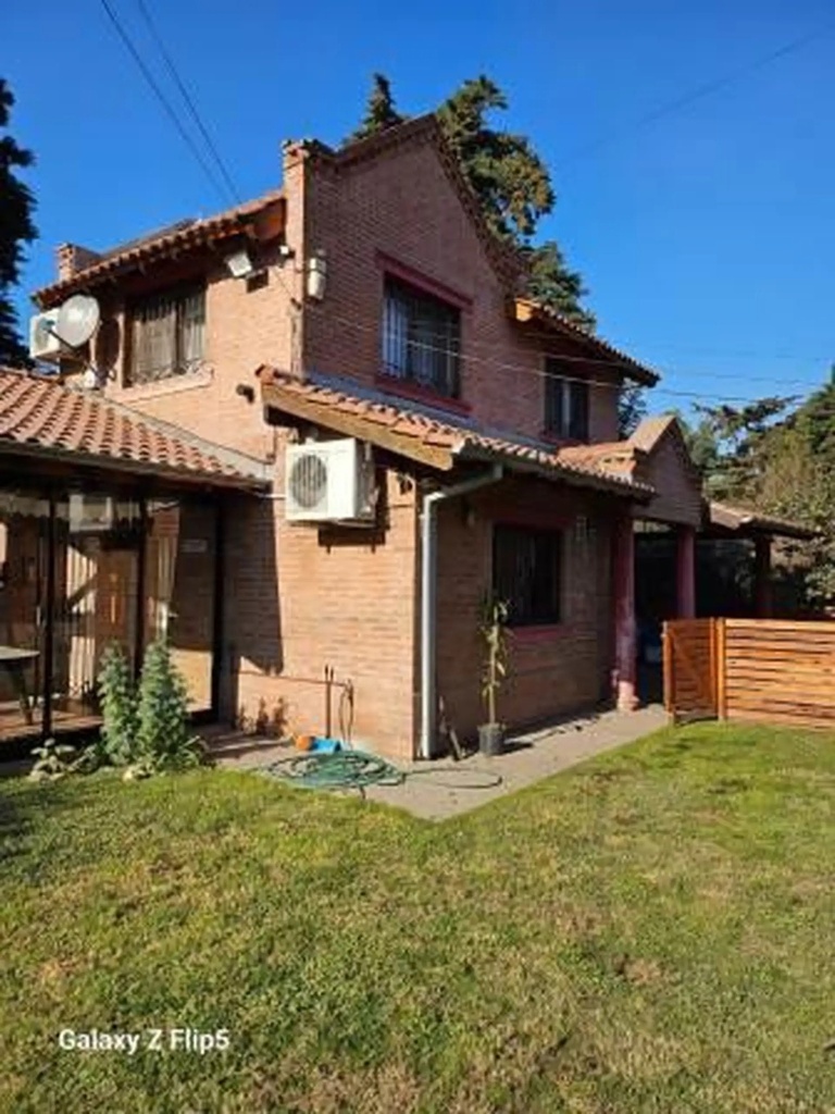 Carhue 2200 - u$d 240.000